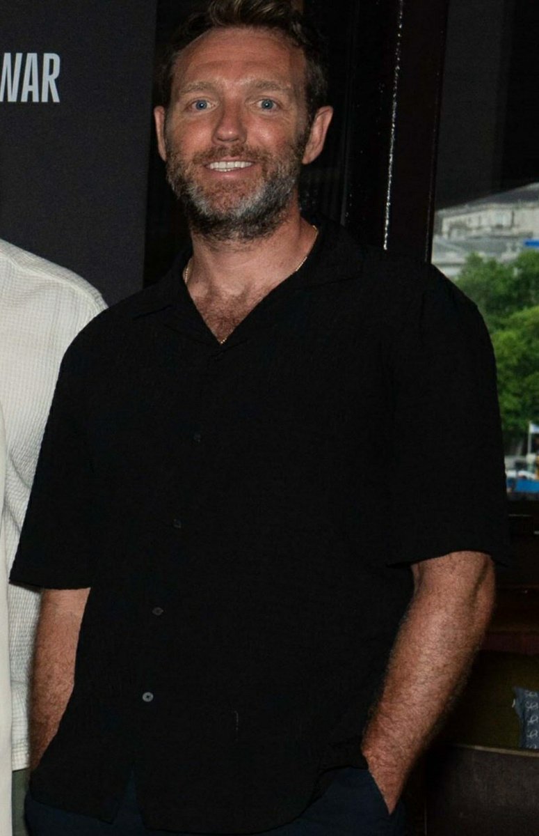Something671944's tweet photo. Tom's salt &amp; pepper beard, we barely knew ye https://t.co/nbcOWW9pga