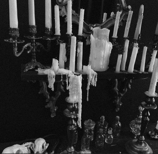 CEMETERYSWlFT's tweet photo. HEAVEN HELP US ! 

TBP badges available now 🖤

def did not forget to post this on here amidst my mcr show frenzy. anyways u can get them here:

🔗 https://t.co/qajzLTwsQn https://t.co/jf9m9vFQt8