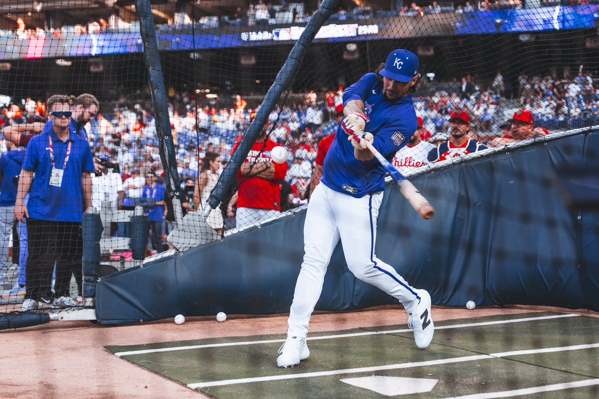 Royals tweet picture