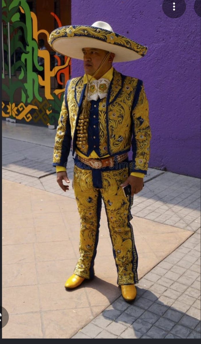 EdwinFi94733275's tweet photo. @TexMexFrank A La #MADRE 😆 🤣 Puro Pinche BASSKETTBALL 😆 🤣 The #CHARRO is ready https://t.co/gbBWkSAOHG