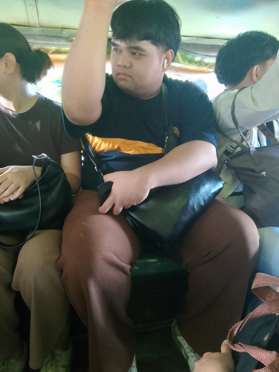 agos24494339's tweet photo. Sarap Naman ni baby boy sarap pasukan https://t.co/AKmhyZFIkv