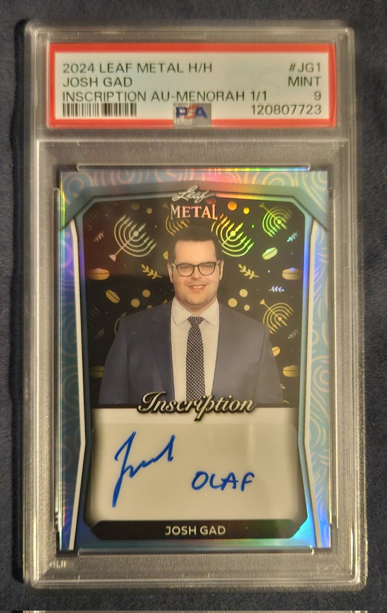 TheBoxHobbyist's tweet photo. @CardPurchaser @CardPurchaser, 1/1 Olaf auto; Jewish celebrity, parallel is a menorah! https://t.co/Qerpe3xBcV