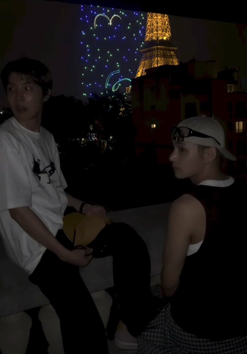 Taehyungimpact's tweet photo. TAEHYUNG WITH HOBI https://t.co/5qdAx5B977