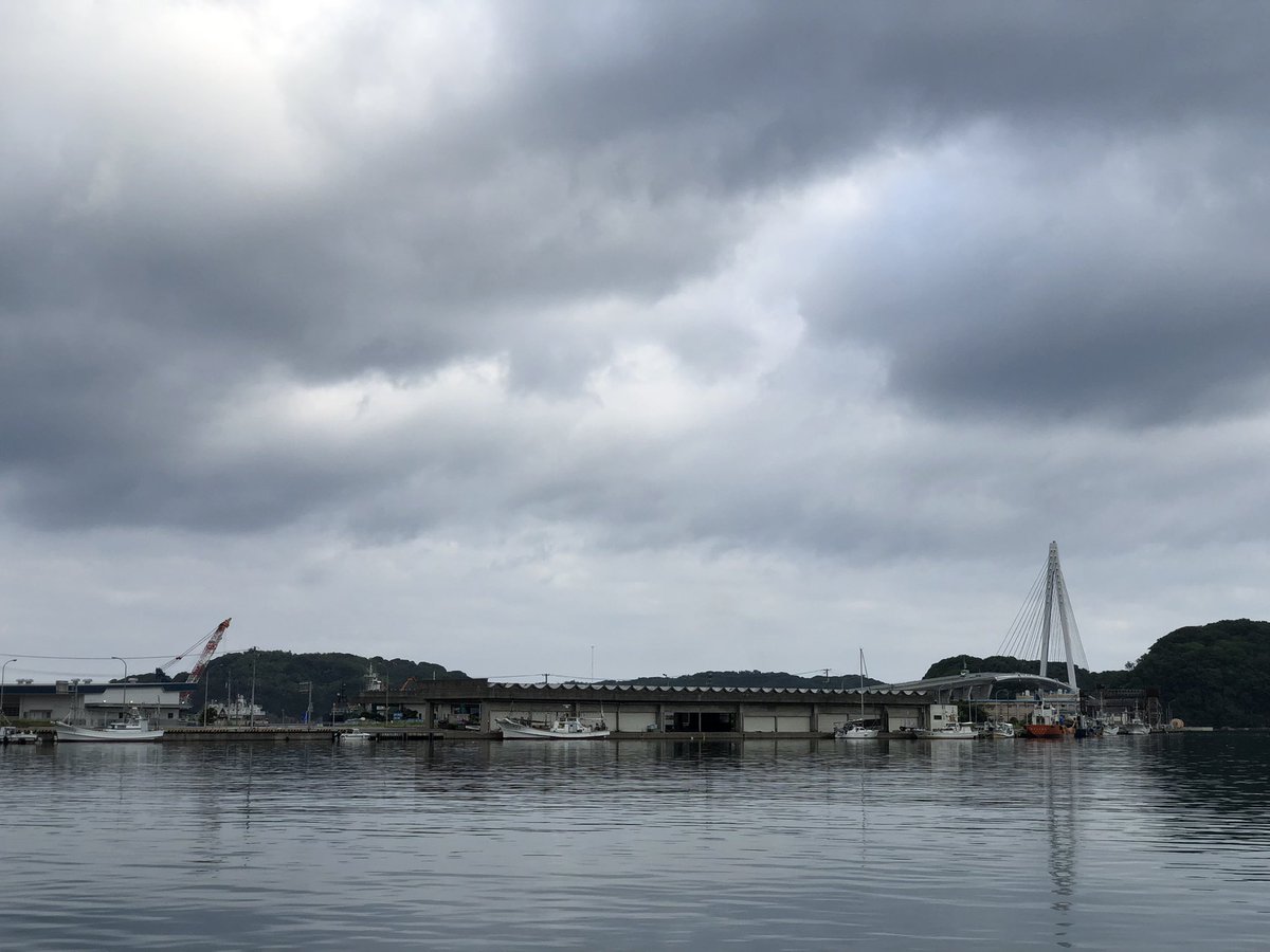 浜田の空と海から 朝 2026年(令和8年)7月14日(火)朝 浜田漁港の空と海