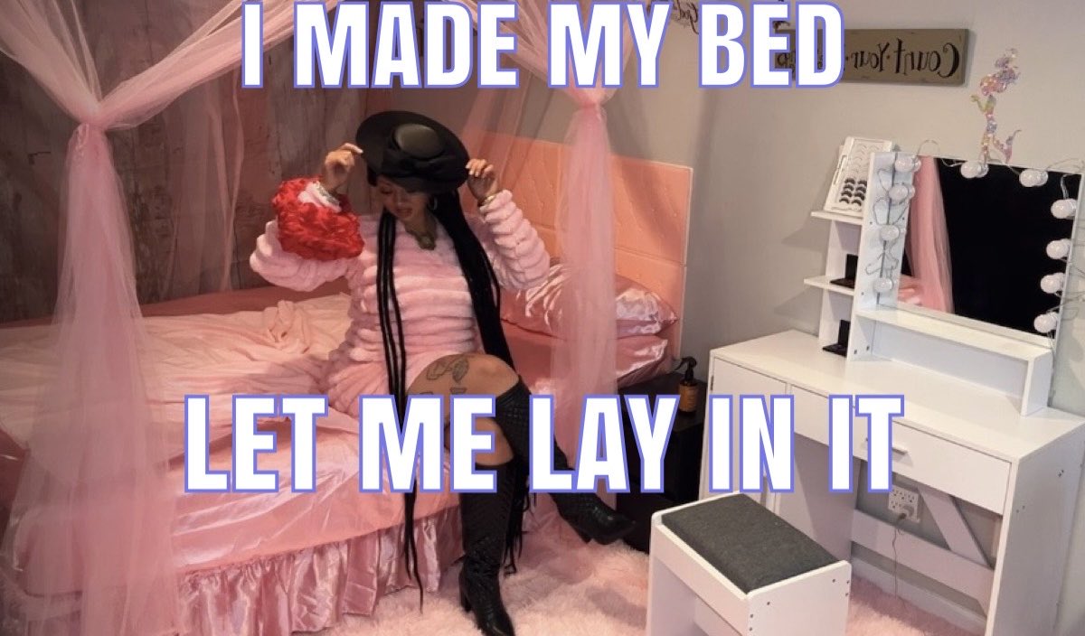 JalisaAvari's tweet photo. I made my bed, let me lay in it #jalisaavari https://t.co/jXTHb8Yyp1