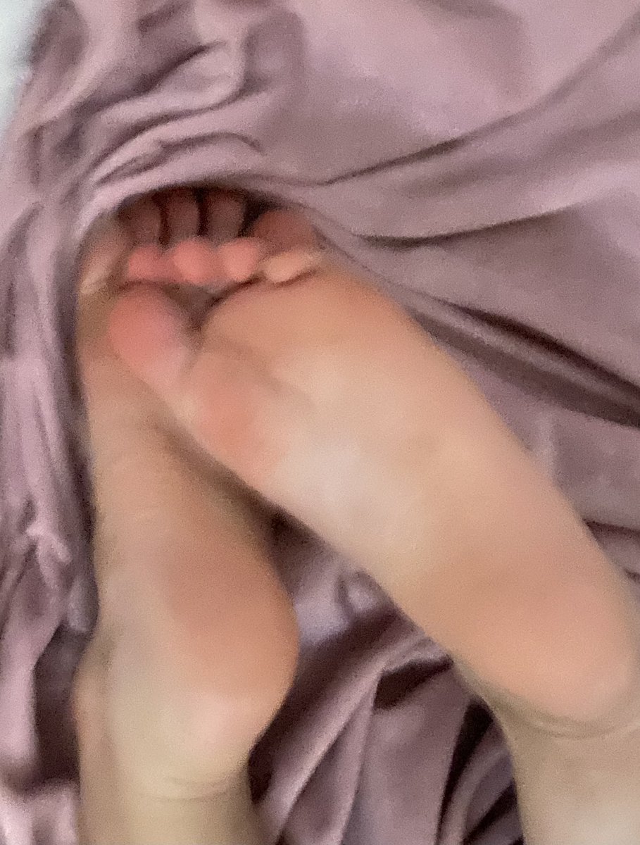 纯情女大 tweet media