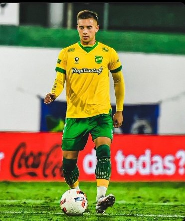 Scarpelloemi's tweet photo. Kevin Gutiérrez podría ser el primer refuerzo de #AAAJ, cuenta @aruli75. Nicolás Diez insistió por él cuando llegó al club, lo conoce por su paso por Defensa y Justicia. En ese mercado de pases, termina llegando Fede Fattori. https://t.co/69lK5NLqqw