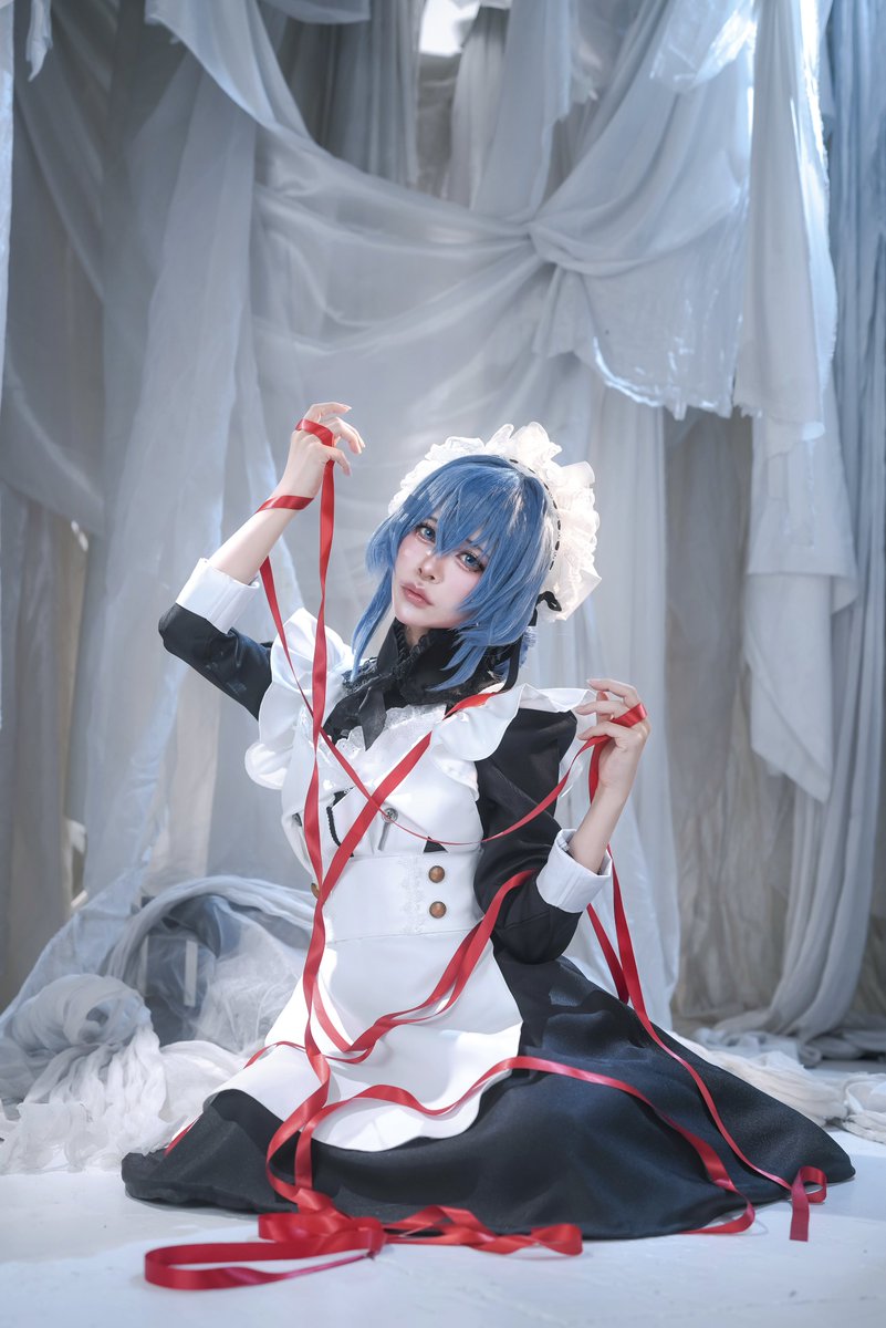 yusha_cs's tweet photo. Punishing:GrayRaven 
past Discord ✂︎ 過去 シュエット

There is no freedom or choice.
自由も選択肢も存在しない。

#パニグレ創作 #パニグレ https://t.co/hGGb3u3l3z