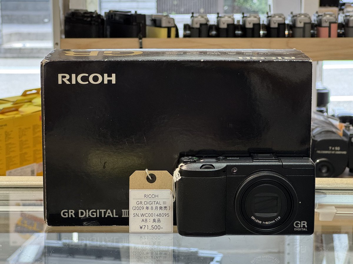 オープンしました。 人気のRICOH GR DIGITAL IIIが再入荷しました