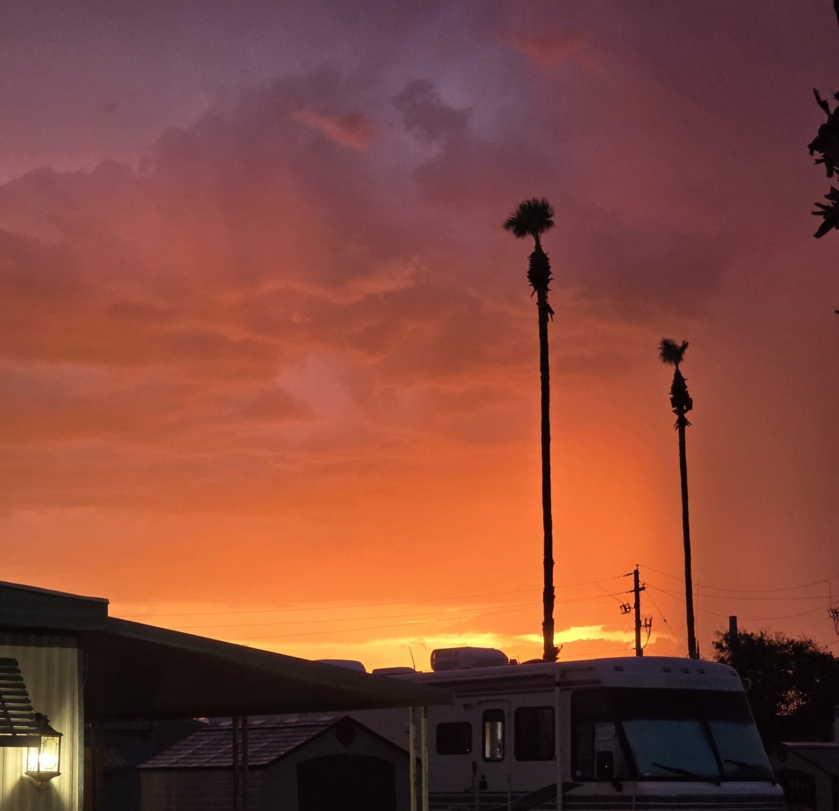 JaneQCitizen3's tweet photo. @AZJohnnyC Things are rocking and rolling and showing off in the west valley, too. Love it. https://t.co/IULvewEEyq