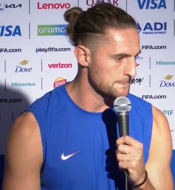 FullTime90X's tweet photo. 🚨🗣️ 𝗔𝗗𝗥𝗜𝗘𝗡 𝗥𝗔𝗕𝗜𝗢𝗧: “I want to take revenge on Lamine Yamal for what he did to me in the EURO semi-final. I’ll play a much more physical game against him this time.” 🇫🇷⚔️🇪🇸 https://t.co/63lx40LgfK