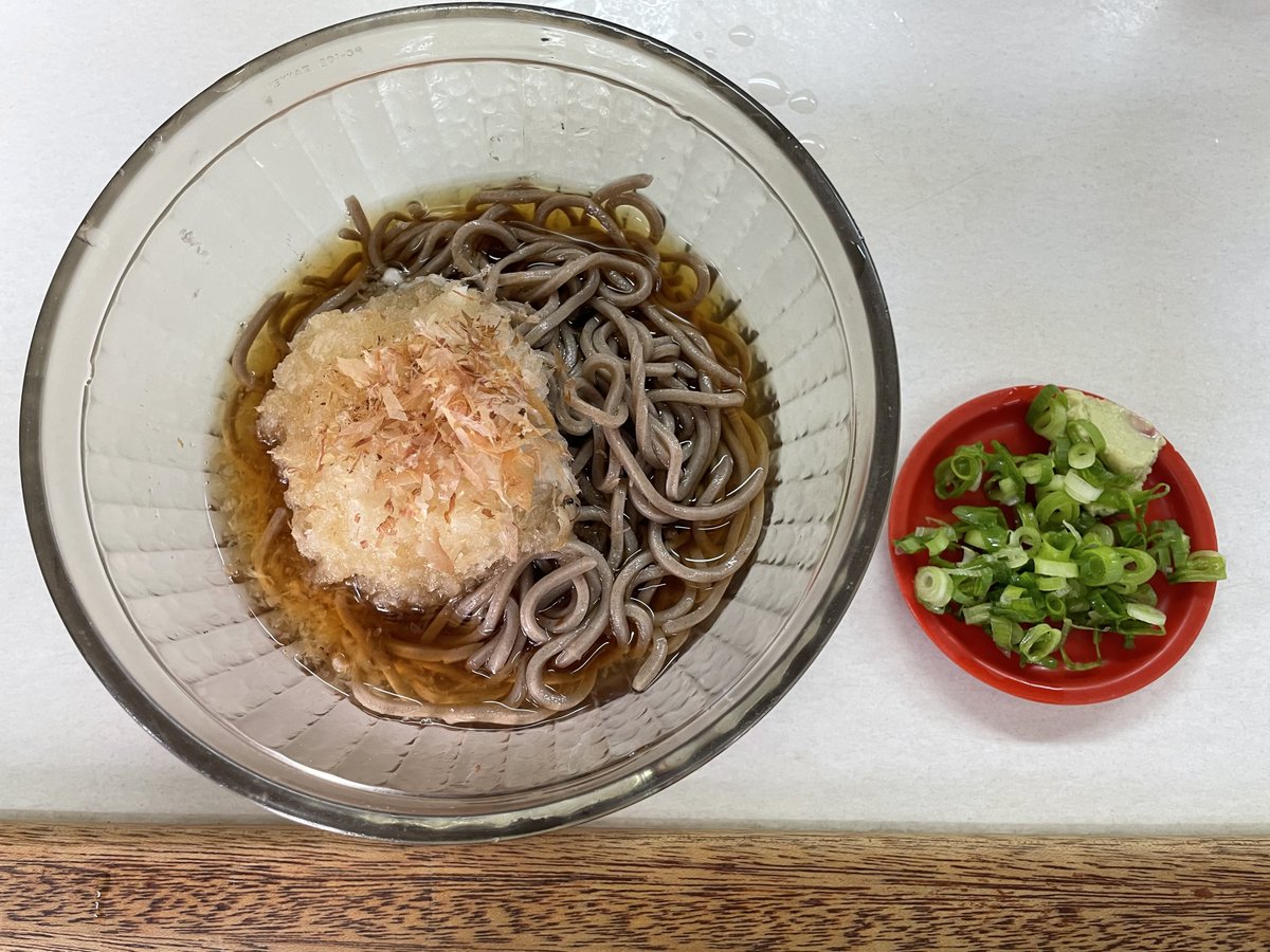 昨日の立ち食いそば】塚本・松屋 田舎そば 390円 田舎そばと言っても太