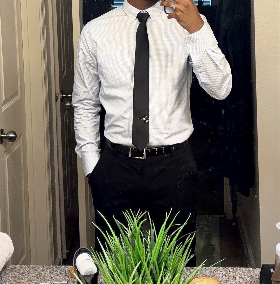 noregularich's tweet photo. Started my first day in role as Store Manager!  To God be the glory! Black excellence 👏🏾 https://t.co/eBbrTJCkup