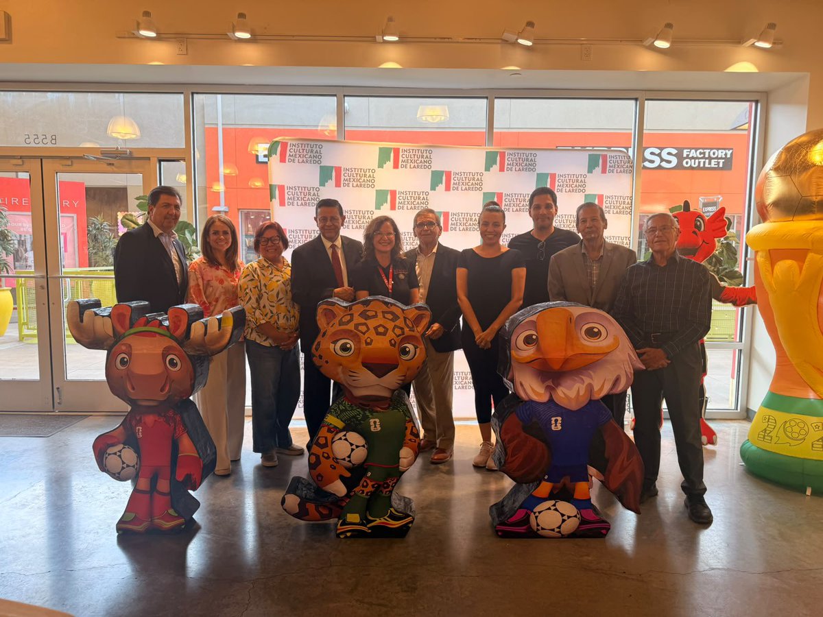 consulmexlaredo's tweet photo. En reunión mensual del Consejo Directivo del #ICMLaredo se dio inicio a preparativos de la celebración de la Independencia de México y evaluó los resultados de la exposición “COPA FIFA 2026” de la historia de Mundiales de Fútbol, de la que el Instituto fue sede. @SRE_mx @IME_SRE https://t.co/eey4GsuvNu