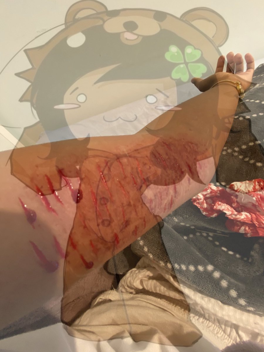 mercyforpubby's tweet photo. fake sfx not real https://t.co/QG8kKGDUO7
