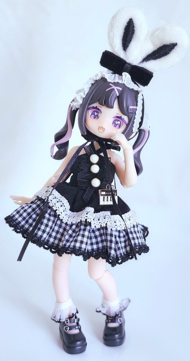 yukkurigamichi's tweet photo. ドヤドヤアイドルれねちゃん🐰

デジタルペットの仮想世界
👗幾何造物 https://t.co/qReCu1FaeV