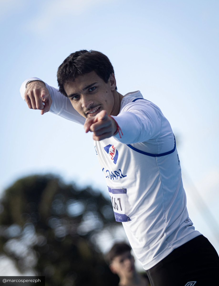 CNdeFatletismo's tweet photo. 🫵🏼 Adrián Nicolari vuelve a ser lo más destacado del Club, ahora en el Uruguayo Sub 23. 

🥇 Campeón nuevamente en los 100m y con la Posta 4x100m compuesta con Mateo Martínez, Juan Pedro Álvarez y Mateo Justitz. https://t.co/DIXcBRqcwc
