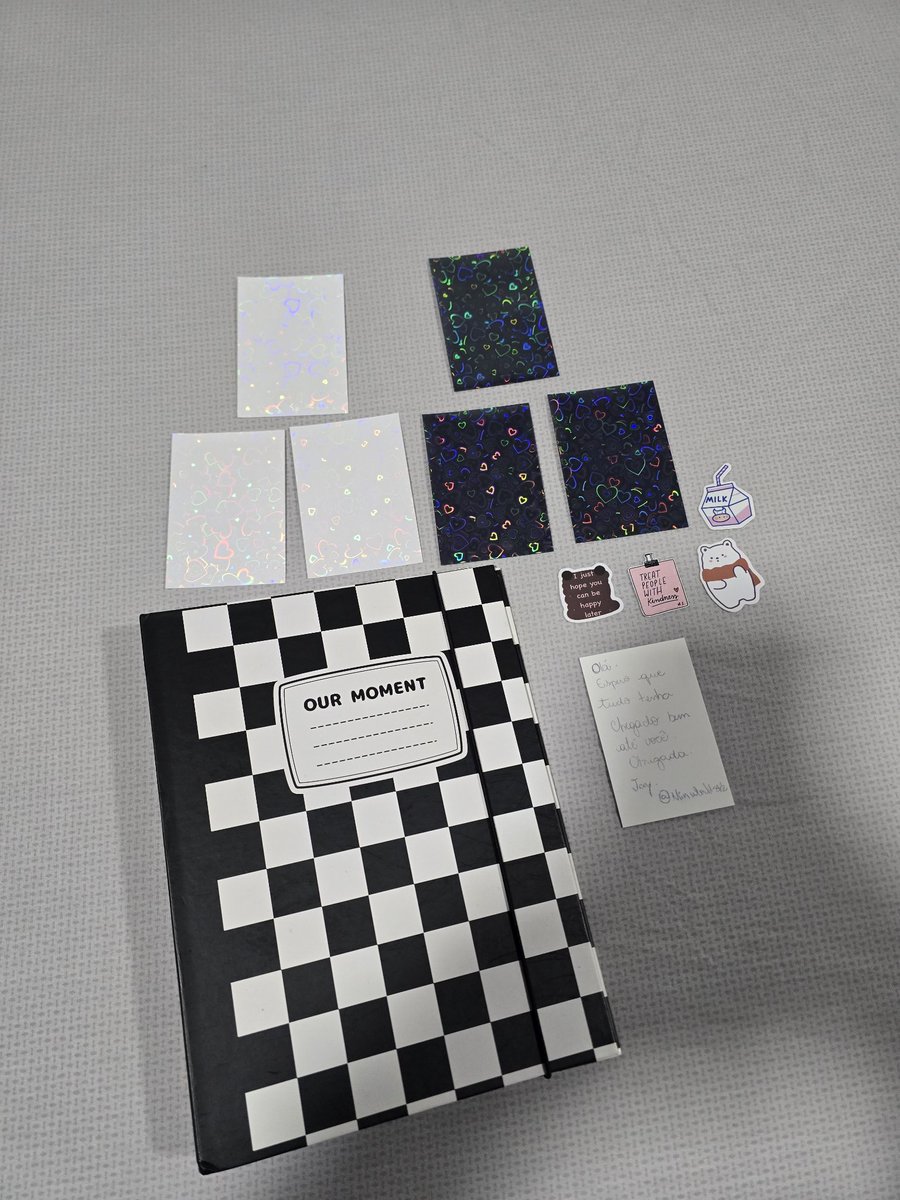 h0pe_7's tweet photo. Feedback positivo 🥰🌹
@Minworldskz 
Chegou tudo certinho com meu binder e amei os mimos 🙏🏼💖 https://t.co/RLy4PnV6Ra