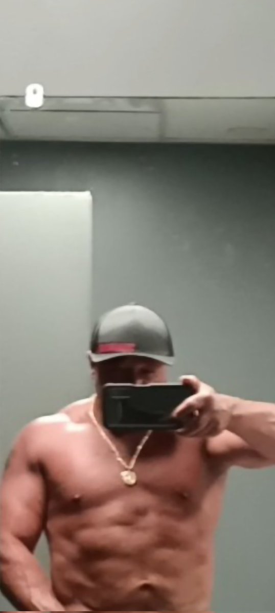 Roastbeast tweet media