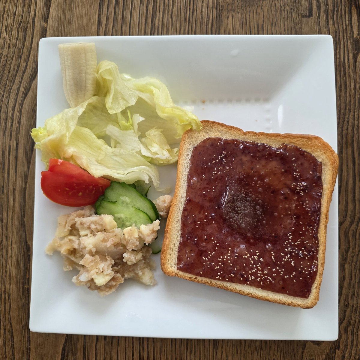 リピートしてみた。 トースターで焼くと、あんことバターがぐつぐつに
