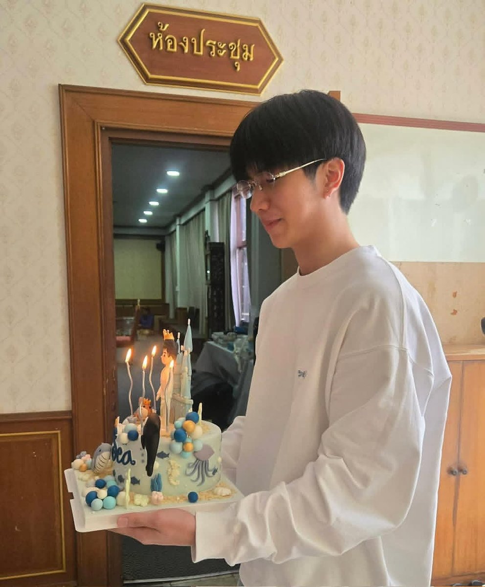 ttwnch2's tweet photo. are always there on your most special days

#seakeen #sea_ta_lay #keenkeno https://t.co/MzXWjz2V1v