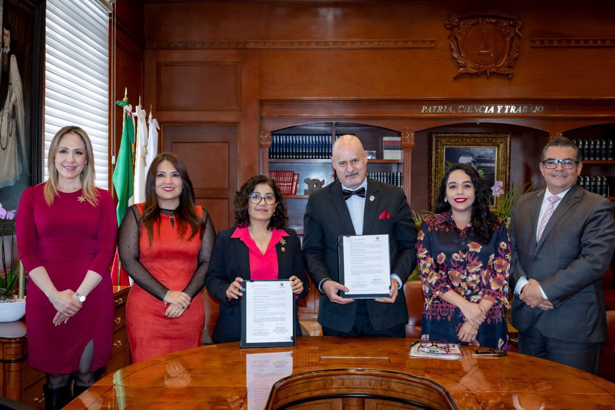 PatyzarzaUaemex's tweet photo. En #tuaeméx impulsamos alianzas que promueven la cultura de la legalidad y la transparencia.

Con la firma del Convenio de Colaboración con el Sistema Anticorrupción del Estado de México y Municipios reafirmamos nuestro compromiso de impulsar acciones conjuntas de capacitación, investigación y vinculación que contribuyan a la formación integral de nuestra comunidad universitaria.

Esta es tu universidad, que fortalece sus alianzas para el bienestar en nuestra comunidad. Esta es #tuaeméx.
