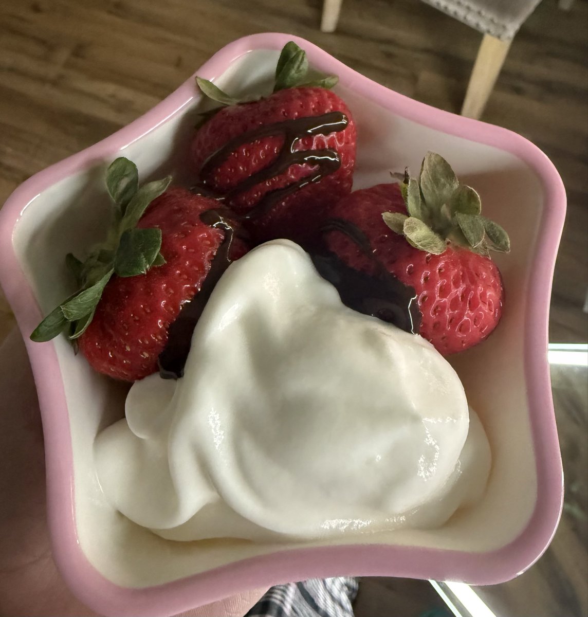 nanas6n's tweet photo. Eats today :p 1182c (some snacks not pictured) 

Food not very aesthetically pleasing but
I’m back on track! https://t.co/xqhqQGXnLX