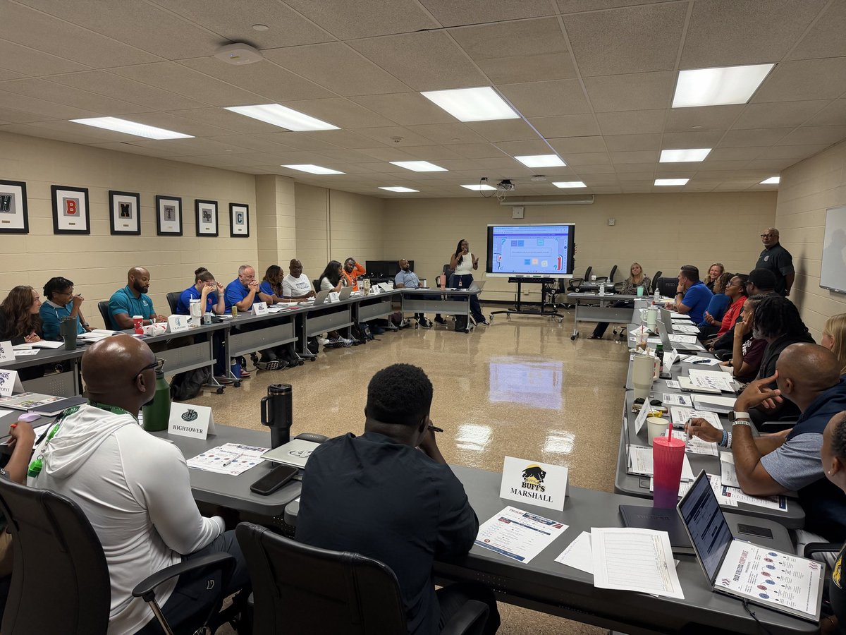 FBISDAthletics's tweet photo. Opened the school year this morning with our High School Co-Campus Athletic Coordinators at our Boot Camp. https://t.co/yqSiAzP7sN