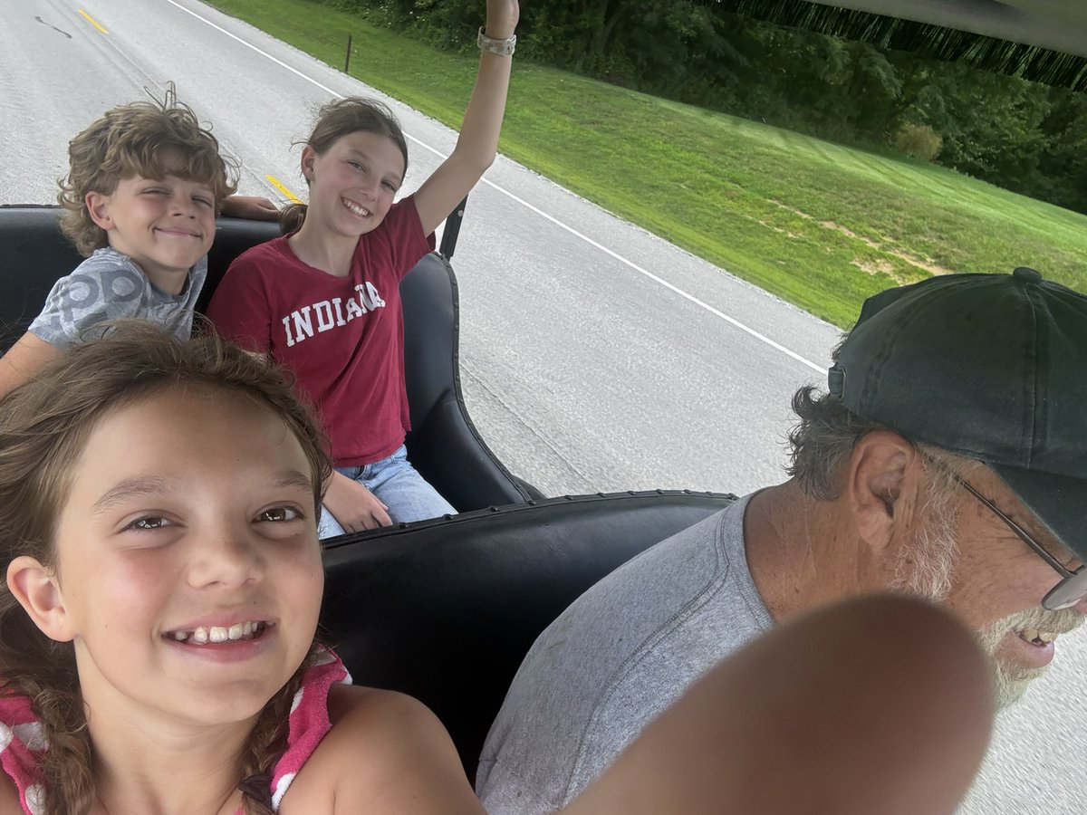 Justaranch's tweet photo. I’m sure you will see McConnell riding in the carriage with my grand children and I soon. https://t.co/pJn2hkYVCh