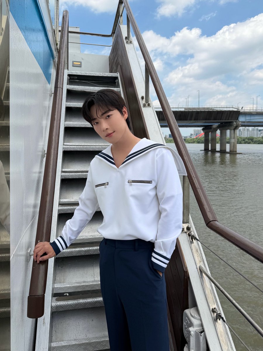onf_feed's tweet photo. #이션 #E_TION fromm channel Update

"화요일 화이팅!🌊"

@ONF_members #온앤오프 #ONF https://t.co/pFfq23jqZp