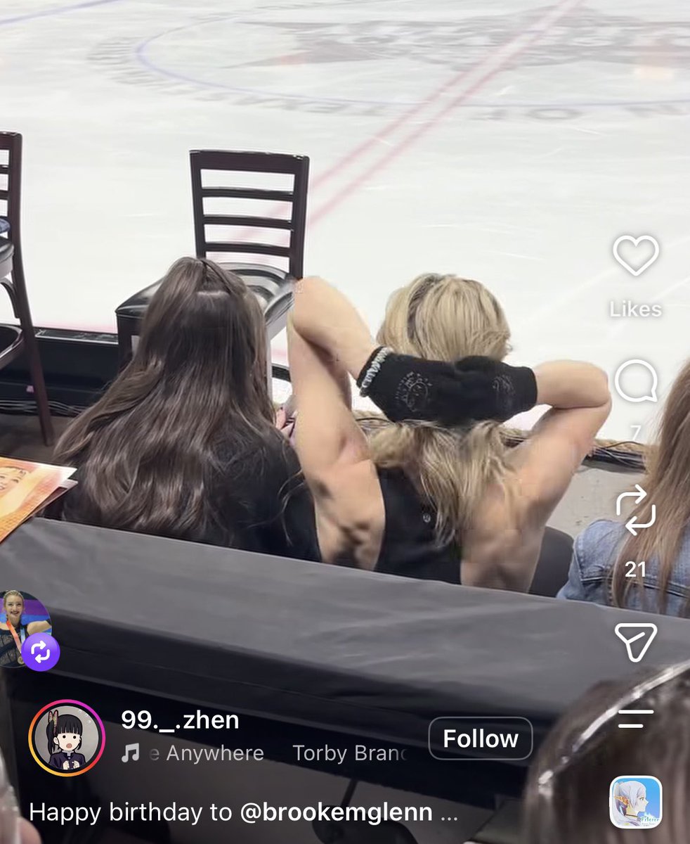 Keysgaythoughts's tweet photo. Oh my god aww such a cute vide- OH MY GOD HELLO BACK MUSCLES https://t.co/tBvH47HGPZ