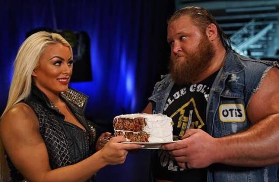 pwd_offl's tweet photo. If only Mandy Rose was here.... @mandysacs 

#WWERaw https://t.co/TbzIWhUC85