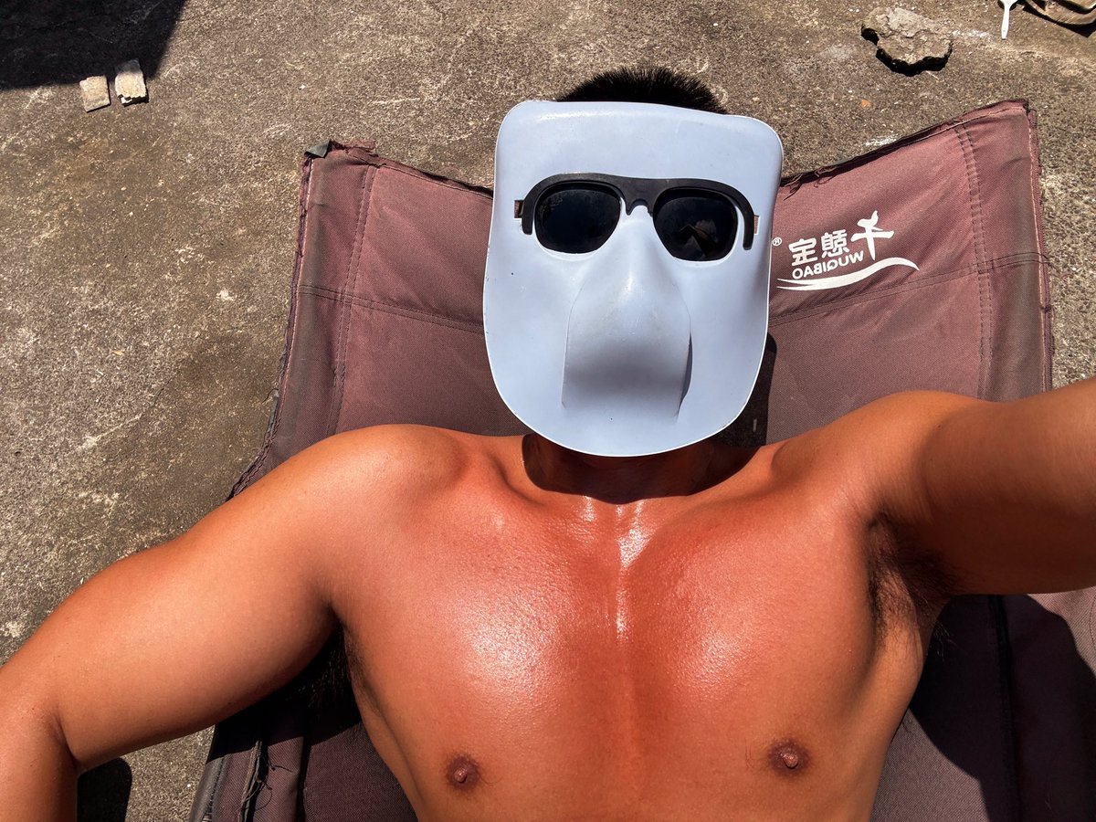 ManCnMan tweet picture