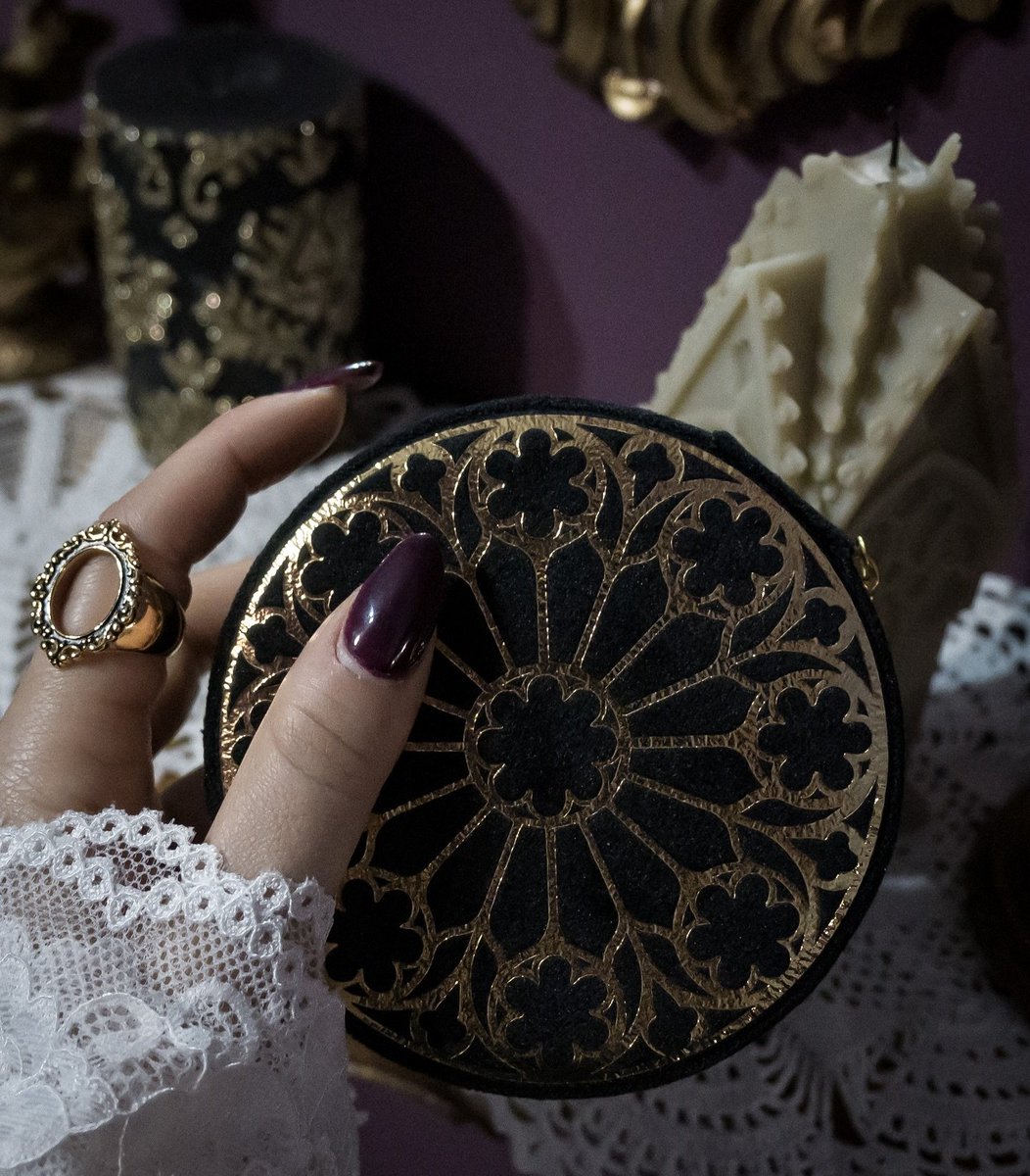 veilofcoffins's tweet photo. Gothic window jewellery box https://t.co/ICbB1E9K0g