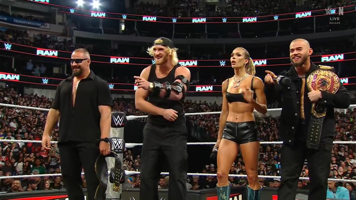 MaxxineDupriCom's tweet photo. #MaxxineDupri #TheVision #WWE #WWERAW

@maxxinedupri https://t.co/geDj2cLRZd