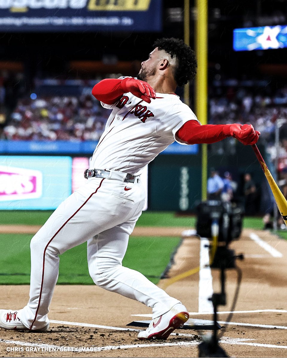 ESPNInsights's tweet photo. Since ESPN began tracking HR distance in 2006, only 1 HR has traveled at least 485 feet at Citizens Bank Park (including playoffs). 

Willson Contreras launched a 490-foot bomb as the very first hitter of the 2026 Home Run Derby 🔥 https://t.co/Q3rh4NeyCg