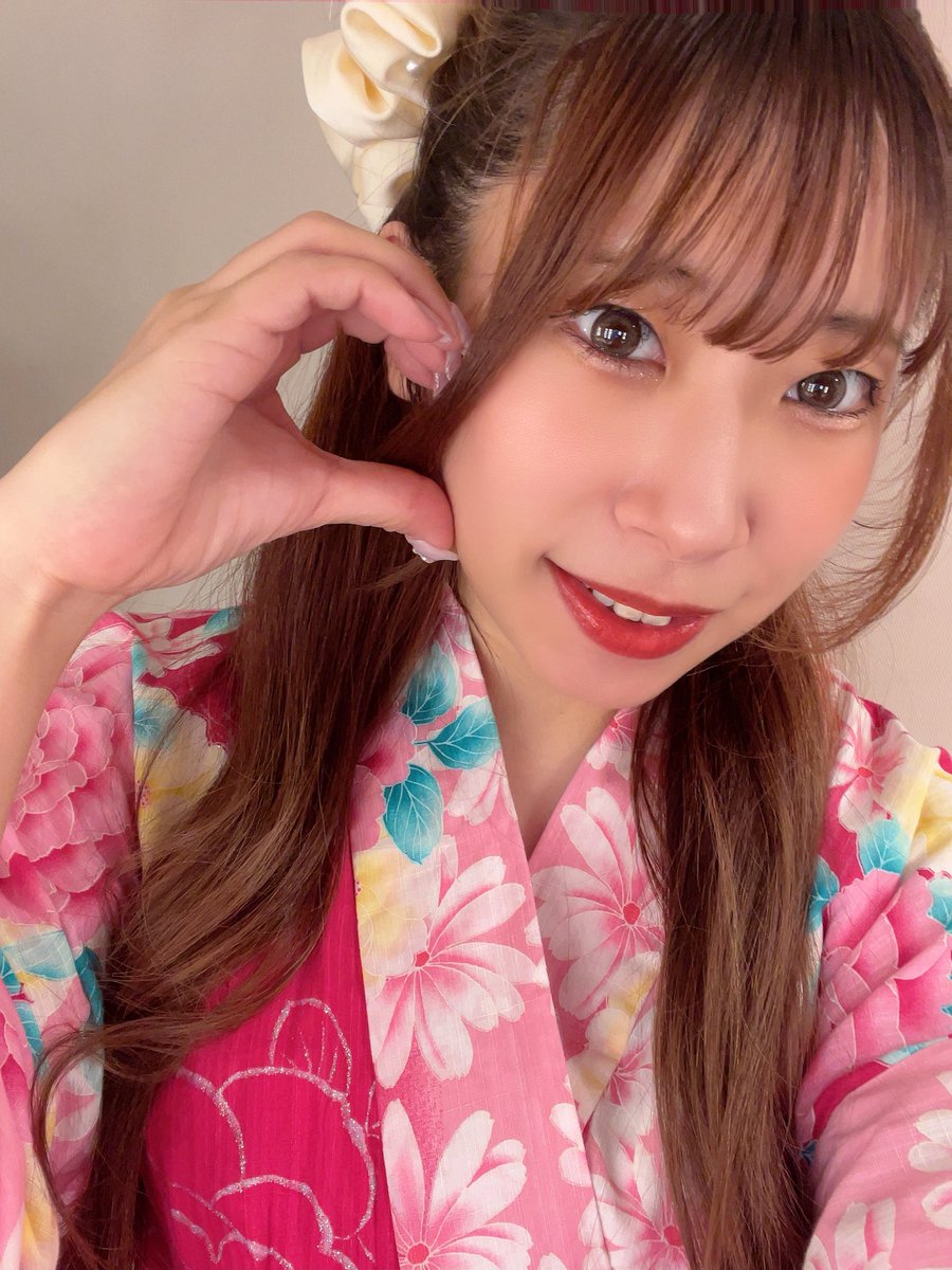 ぴょんちー🐰🎀 外暑そう、、、家出たくない！笑