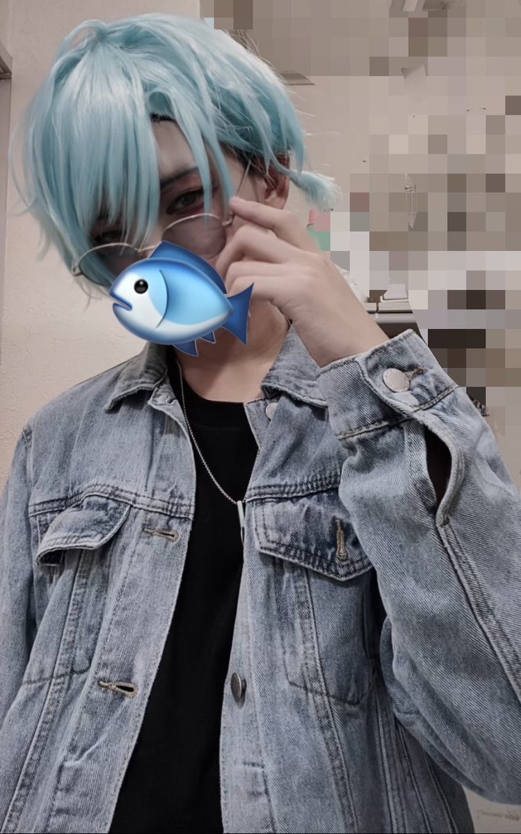 ろあ tweet media