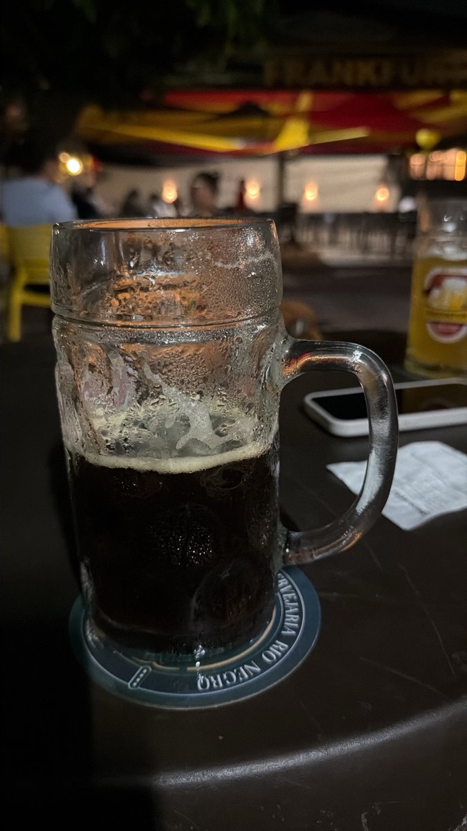 abublehhhh's tweet photo. precisando de uns 55 salários minimos ao mes urgente pra sustentar a vida q eu quero!!!! socorror https://t.co/aZNFGGYS0U