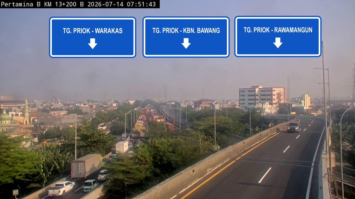 SonoraFM92's tweet photo. 07:56 Wib info lalu lintas saat ini tol Ir Wiyoto Wiyono Msc. Tanjung Priok - Rawamangun lancar, Tanjung Priok - Kebon Bawang lancar, Tanjung priok - Warakas padat (dampak kendaraan gangguan di KM 15+200). Jaga jarak aman kendaraan Anda (AS) #Cuacacerah @SenkomCMNP https://t.co/NHs5dPtcRt