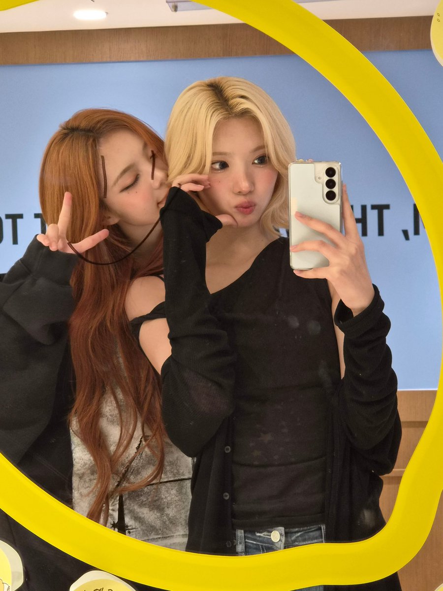 woooannn's tweet photo. 이게뭐지 https://t.co/qiA4W5Hims