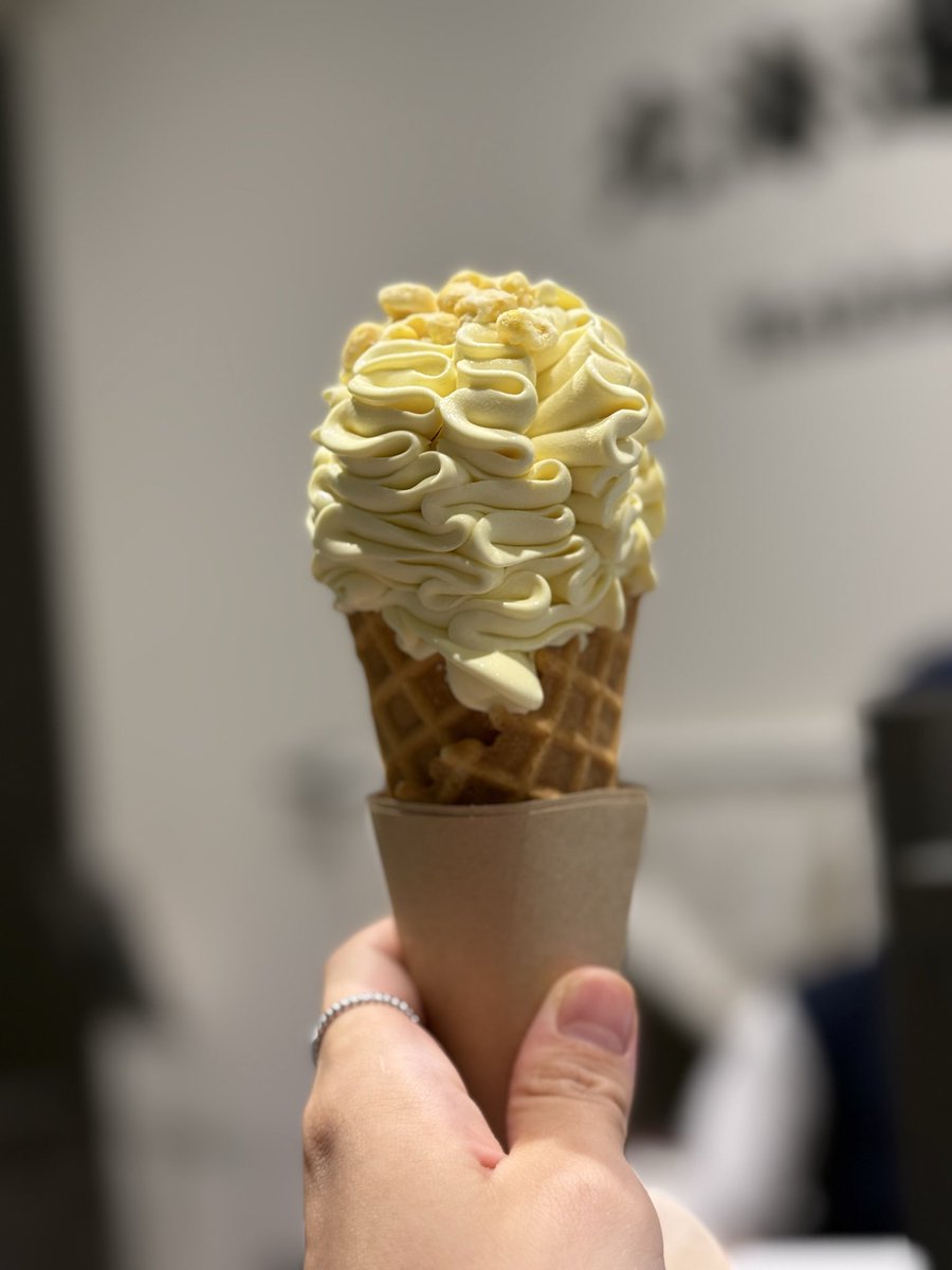 yakiimo_day's tweet photo. 想像をぐんっと超えて美味しかった🌽
あと、プリンも絶対買って〜！
📍北海道食品庫 https://t.co/OrhEtgnLLw