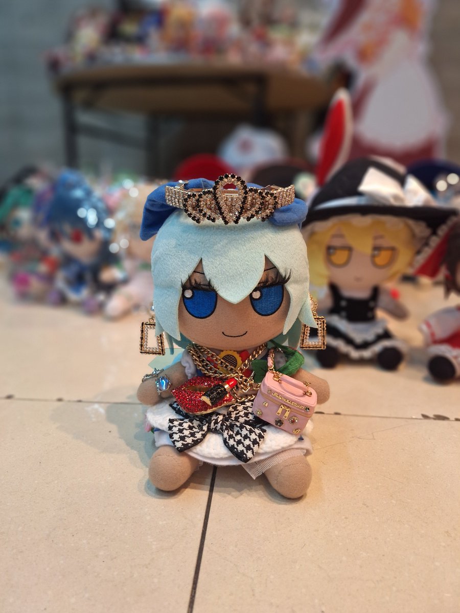 DekaFumoLove's tweet photo. Queen
#Fumo #Fumfumo #ふもふも https://t.co/zEs0Tn6SPH