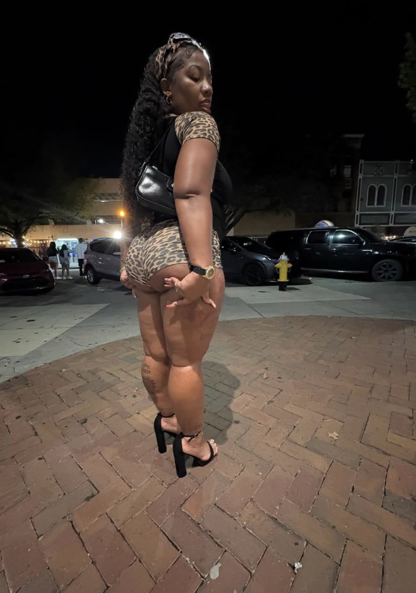 thejasminfr's tweet photo. Late night shit 💦🥹 https://t.co/Y8y4fV0E5Z