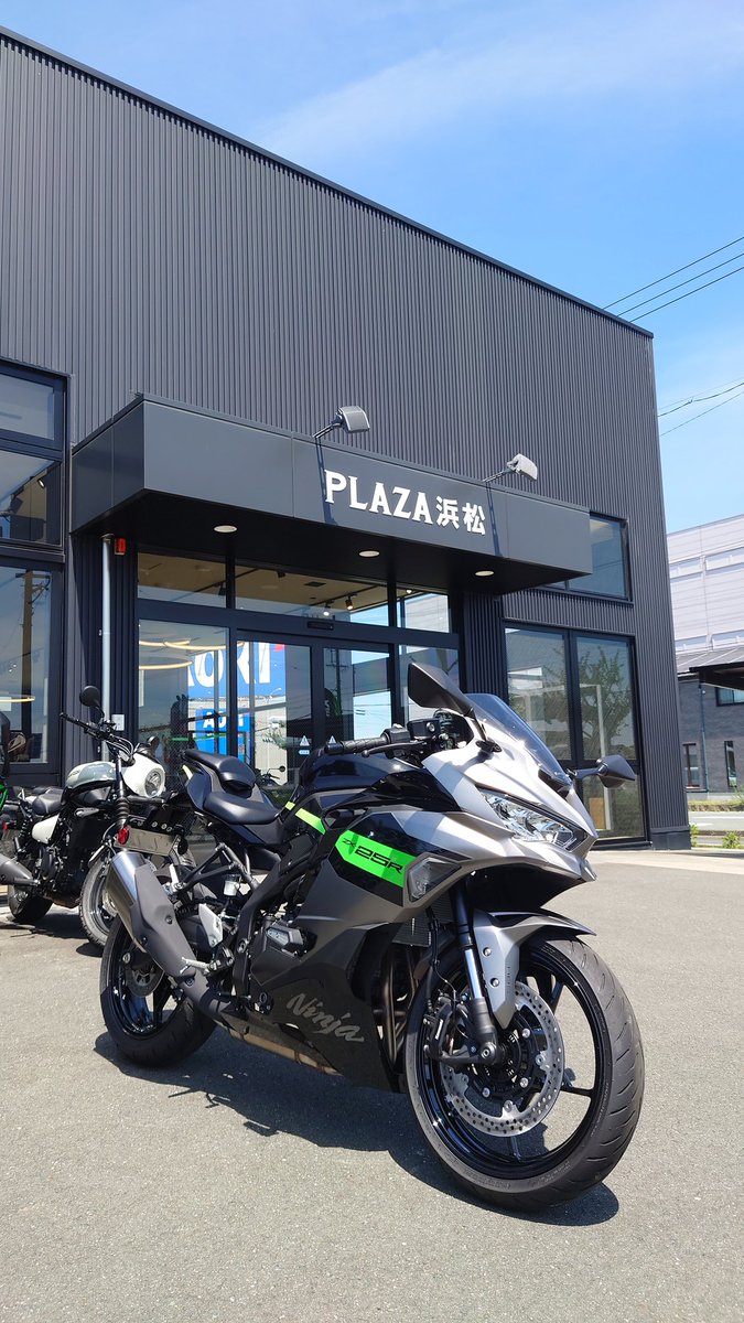 あきら 代車のNinja ZX−25R 慣らし終わってないどころじゃなかったwww😂