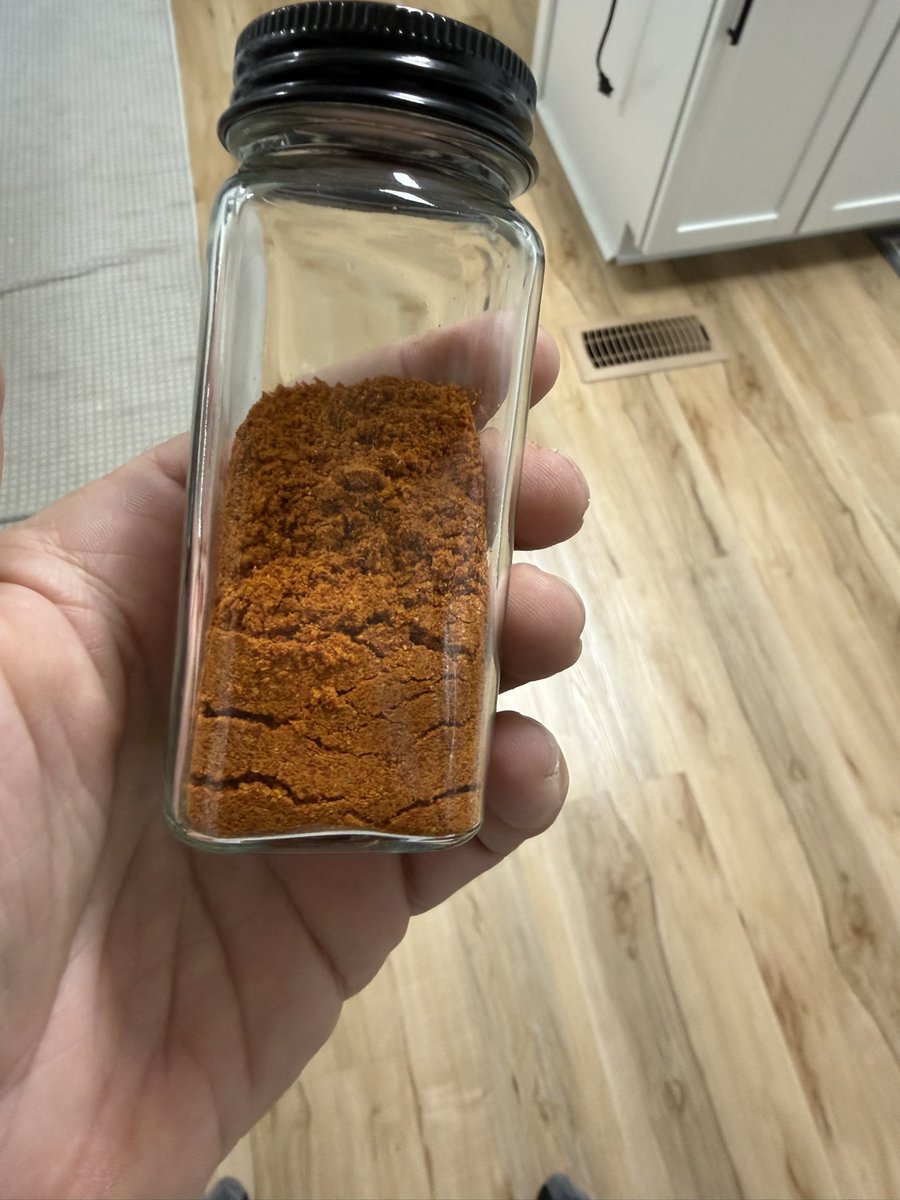 CalicoLures's tweet photo. @Fishmaster233 Just did up some cayenne peppers the other day myself https://t.co/yqMW8D4obE
