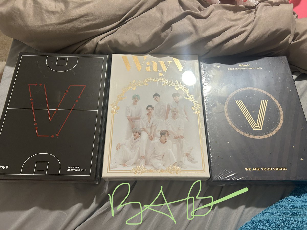StarlightLyr's tweet photo. #wtsnct// Want to sell NCT Season Greetings #nct127 #nctdream #wayv

📍 USA
💵 PayPal/Venmo (pay g&amp;s service pls) 

#NCT127: 
2019 - Opened $30
2020-2022 - Sealed $35 each

#NCTDream:
2020-2022 - Sealed $35 each 

#WayV: 
2020-2022 - Sealed $35 each https://t.co/MQd0Q7Ycwn