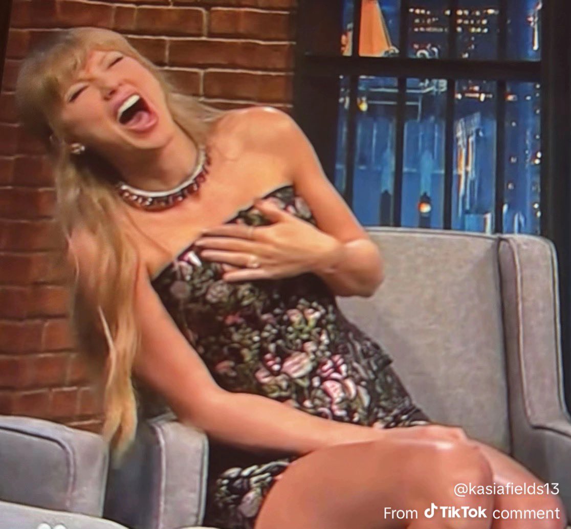 cerolabedumb's tweet photo. @swiftiecaos @taylorsivygirl She can keep trying kkkkkkkk https://t.co/oG5m0pC0lD
