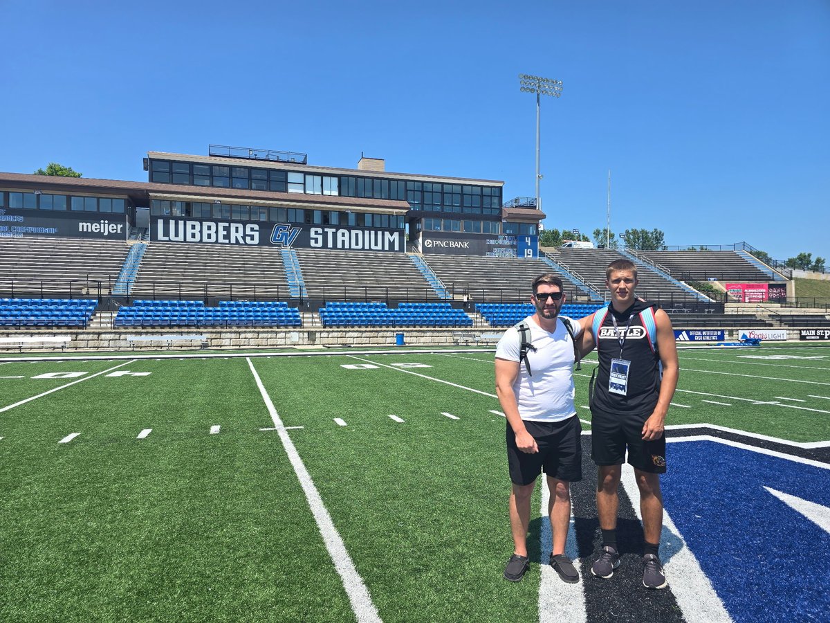 MadixG15's tweet photo. Had an amazing visit today at GVSU!! i want to thank @CoachCooperGVSU for inviting me and the rest of the staff that made it an awesome day! I can’t wait to come back for a game⚓️⬆️@CoachEReinhart @CoachWooster @gvsufootball @PrepRedzoneMI @MichFBFrenzy @grignon_alex https://t.co/yvwg1O9Nfl