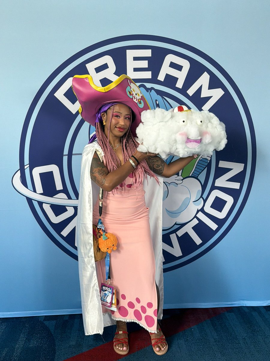 Sashababez808's tweet photo. Big Mom for Day 2 of @dreamconvention 
#dreamcon2026 #onepiece https://t.co/UQ9wSV3Dsb